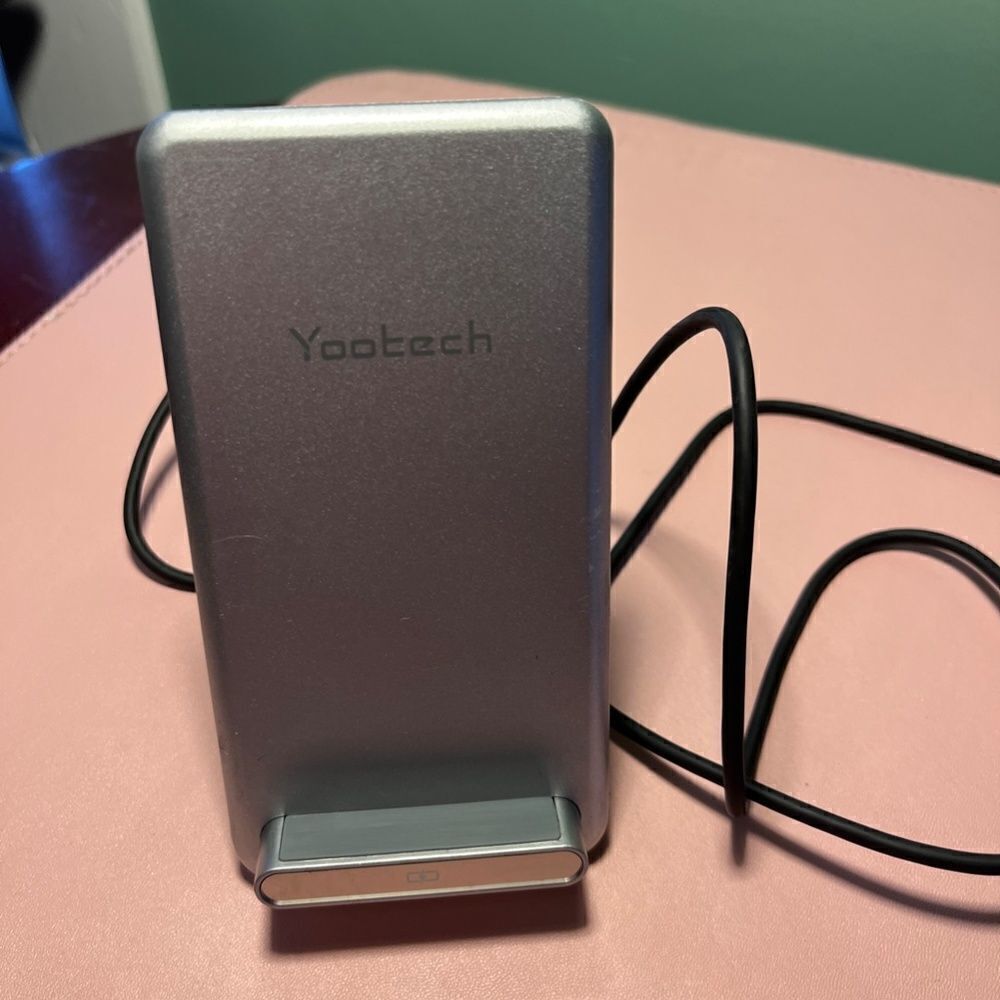 Fast Wireless Cell Phone Charger with Cord